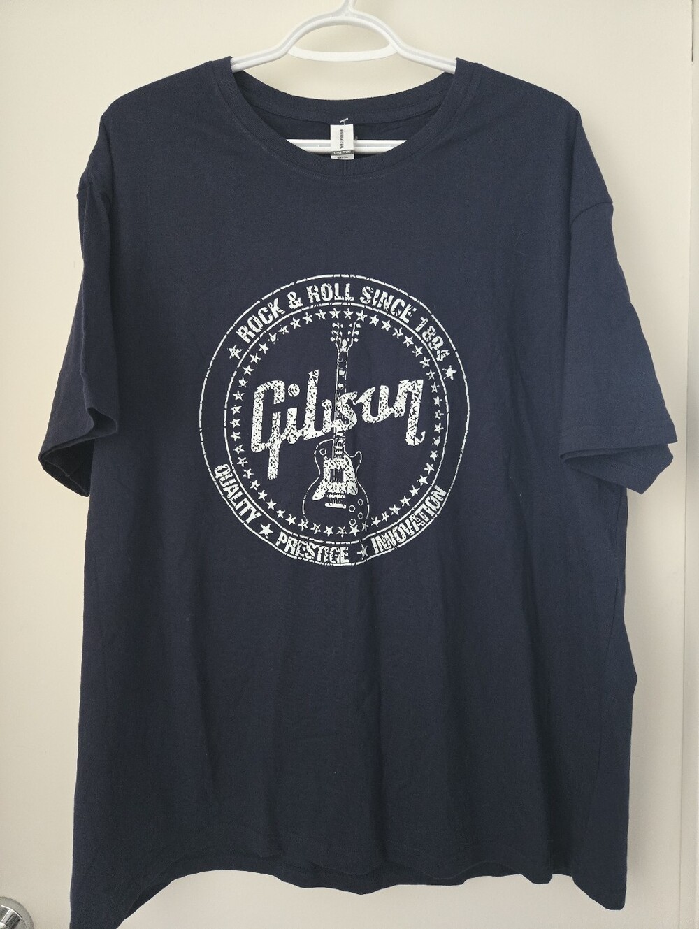 Mens Gibson Guitar TShirt - 2XL